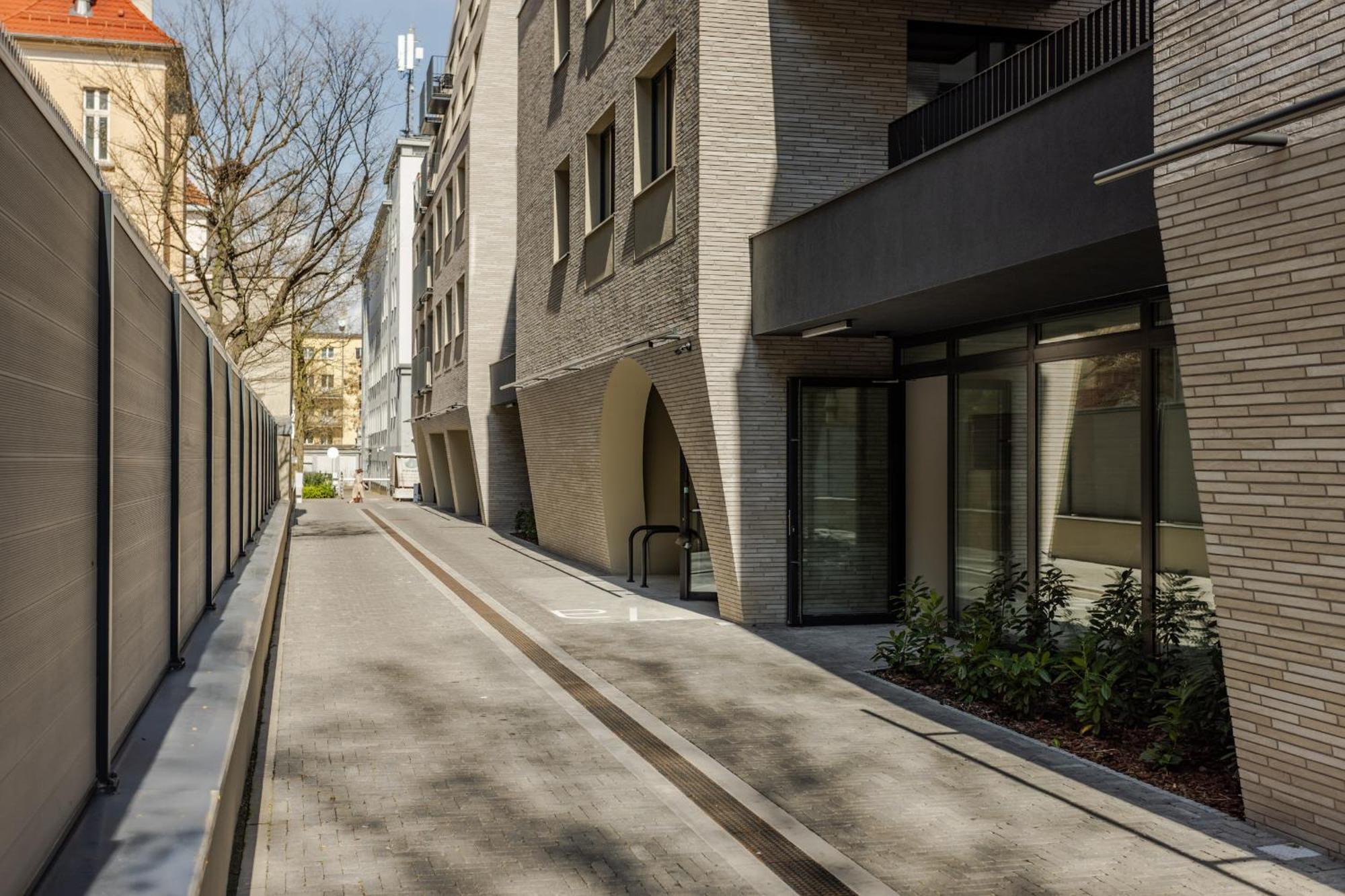 Nowoczesny Apartament Very Berry W Poznaniu Z Parkingiem I Biurkiem By Noclegi Renters Exterior foto