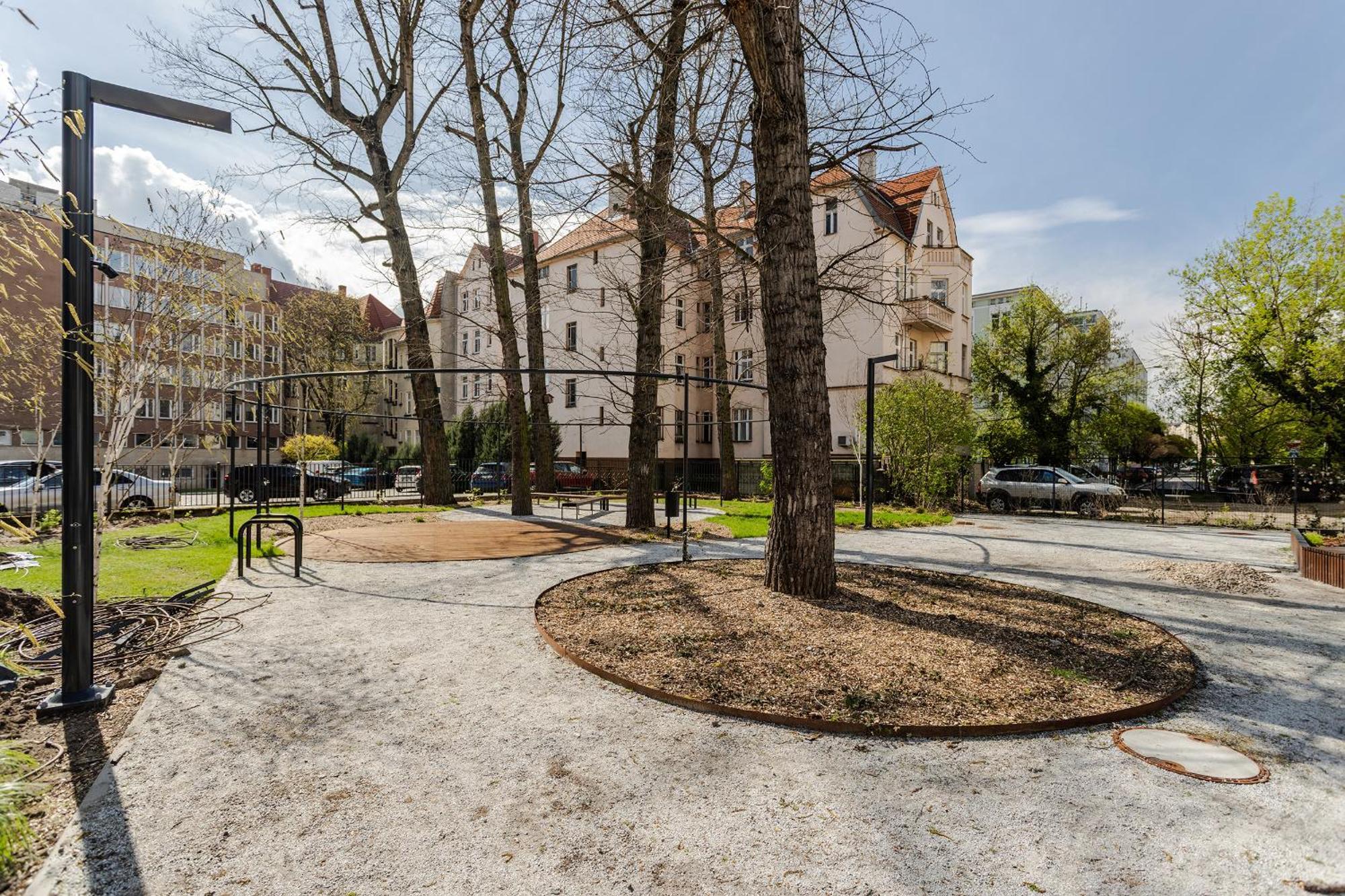 Nowoczesny Apartament Very Berry W Poznaniu Z Parkingiem I Biurkiem By Noclegi Renters Exterior foto